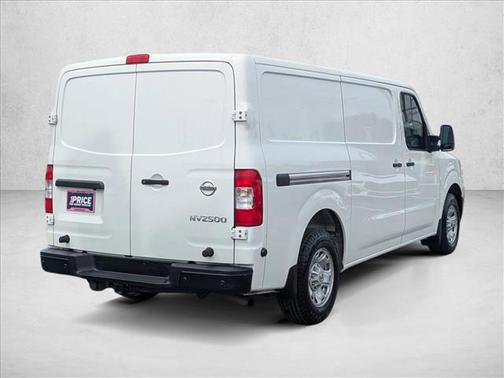 2021 Nissan NV Cargo NV2500 HD SV V8