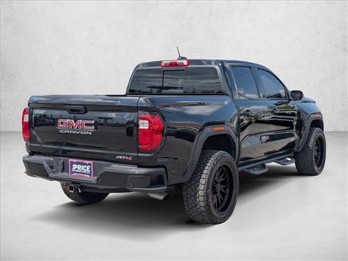 Onyx Black 2024 GMC Canyon AT4