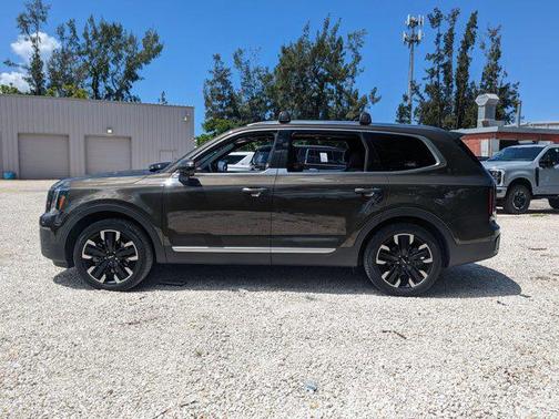 2023 Kia Telluride SX