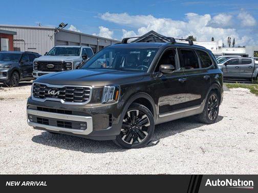 2023 Kia Telluride SX