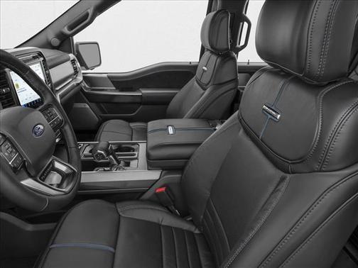 Star White Metallic Tri-Coat 2026 Ford F-150 Platinum