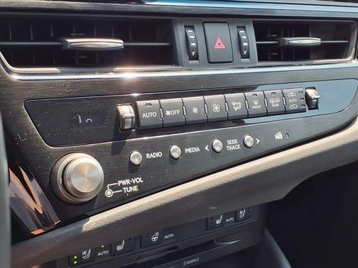 2022 Lexus ES 350 Base