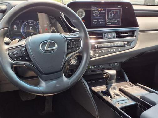 2022 Lexus ES 350 Base