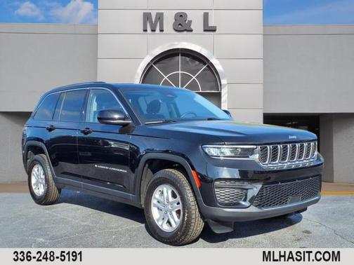2023 Jeep Grand Cherokee Laredo