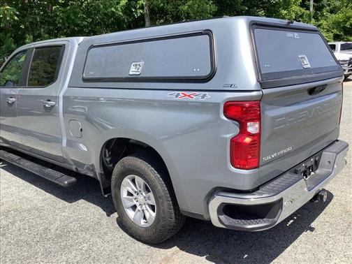 Sterling Gray Metallic 2024 Chevrolet Silverado 1500 LT