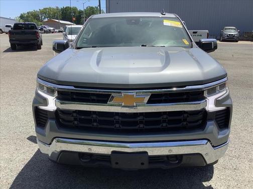 Sterling Gray Metallic 2024 Chevrolet Silverado 1500 LT