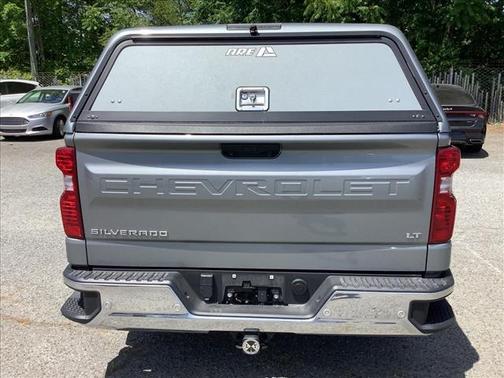 Sterling Gray Metallic 2024 Chevrolet Silverado 1500 LT