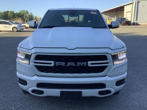 Bright White Clearcoat 2022 RAM 1500 Big Horn/Lone Star