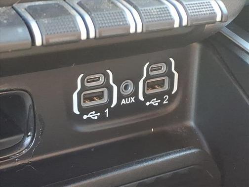 Bright White Clearcoat 2022 RAM 1500 Big Horn/Lone Star