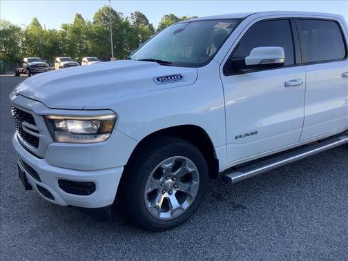 Bright White Clearcoat 2022 RAM 1500 Big Horn/Lone Star