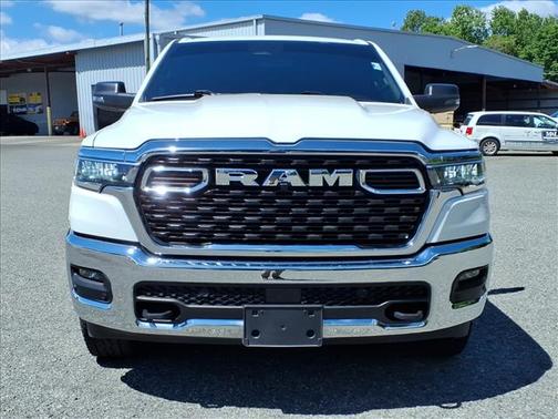 Bright White Clearcoat 2025 RAM 1500 Big Horn/Lone Star