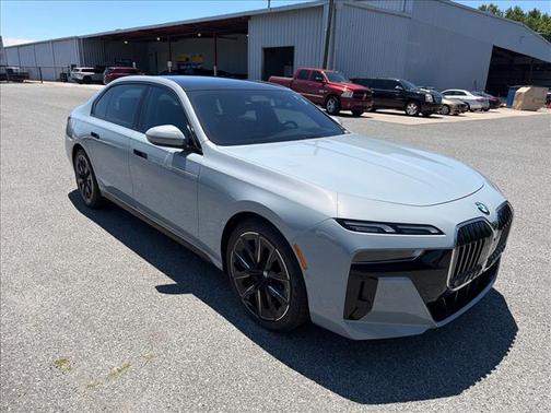 Brooklyn Gray Metallic 2023 BMW 760 i xDrive
