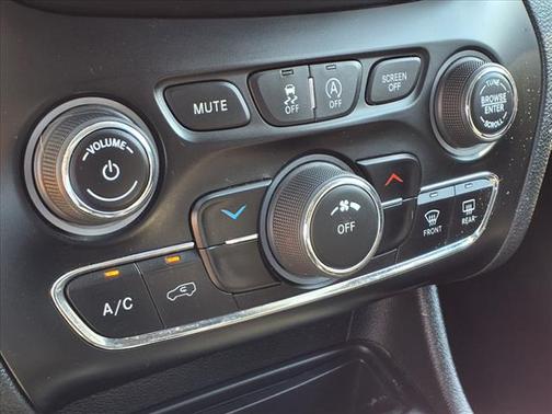 2020 Jeep Cherokee Latitude