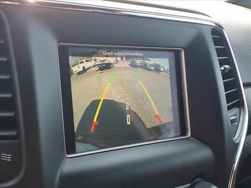 2021 Jeep Grand Cherokee Laredo