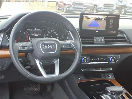 2023 Audi Q5 45 S line Premium