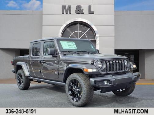 2025 Jeep Gladiator Nighthawk