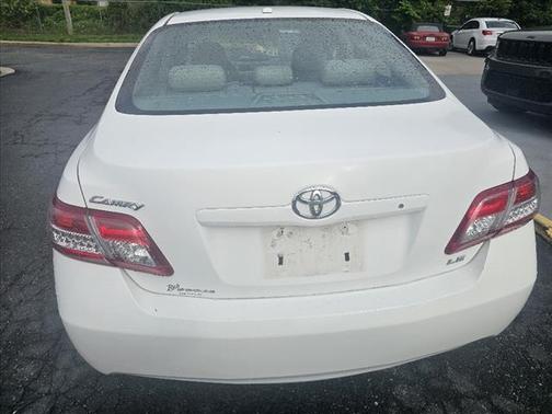 2011 Toyota Camry LE