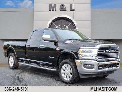 2022 RAM 3500 Laramie Crew Cab 4x4 8' Box