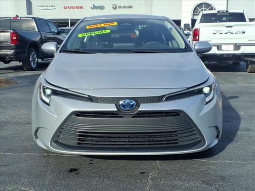 2023 Toyota Corolla Hybrid SE