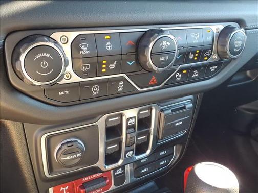 2024 Jeep Gladiator Mojave X