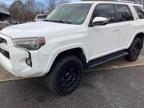 2020 Toyota 4Runner SR5