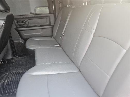 2022 RAM 2500 Tradesman Crew Cab 4x4 6'4' Box