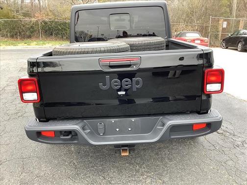 2022 Jeep Gladiator Sport S