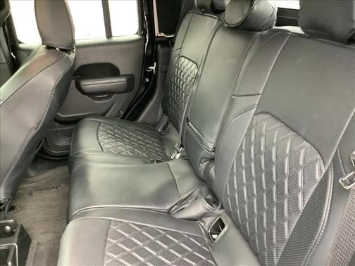 2022 Jeep Gladiator Sport S