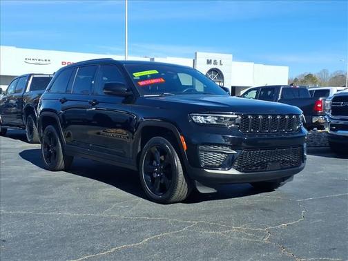 2023 Jeep Grand Cherokee Altitude