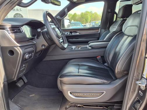 2023 Jeep Grand Wagoneer L Series II 4x4