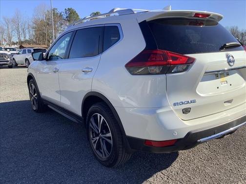 2020 Nissan Rogue SV