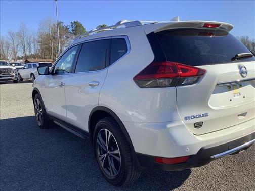 2020 Nissan Rogue SV
