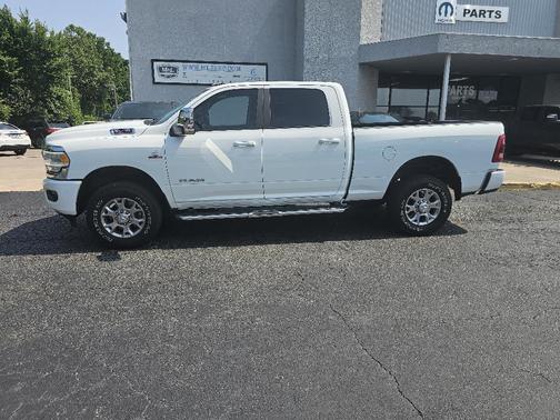 2024 RAM 2500 Laramie Crew Cab 4x4 6'4' Box