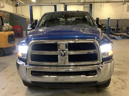 Blue Streak Pearlcoat 2016 RAM 2500 Tradesman