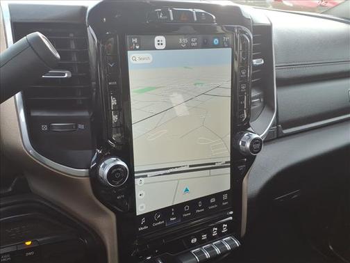 2024 RAM 2500 Laramie Crew Cab 4x4 6'4' Box