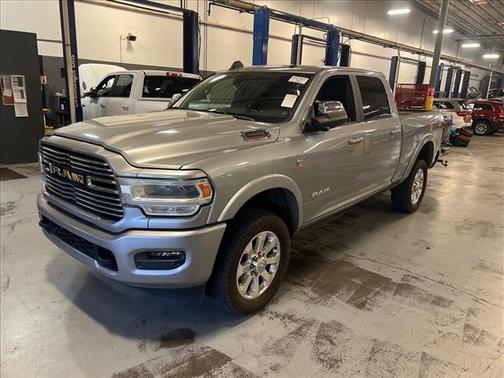 Billet Silver Metallic Clearcoat 2021 RAM 2500 Laramie Crew Cab 4x4 6'4' Box