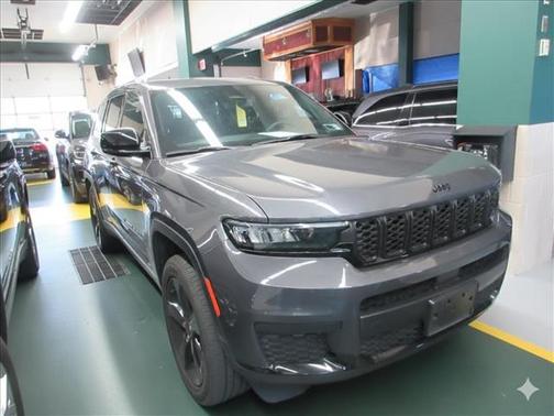 2023 Jeep Grand Cherokee L Altitude