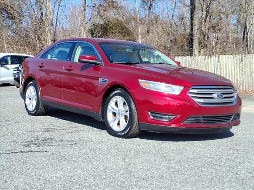 2014 Ford Taurus SEL