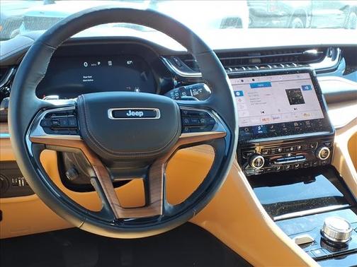 2025 Jeep Grand Cherokee Summit