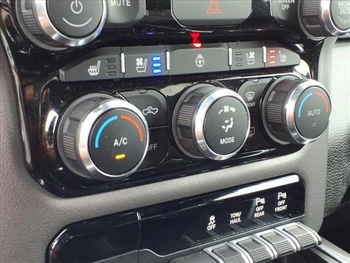 Patriot Blue Pearlcoat 2022 RAM 1500 Laramie