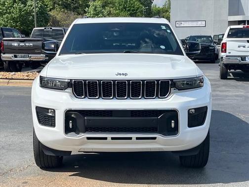 2022 Jeep Grand Cherokee Overland