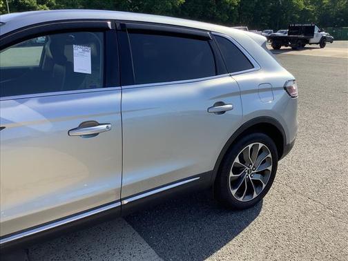 Silver Radiance 2021 Lincoln Nautilus Reserve