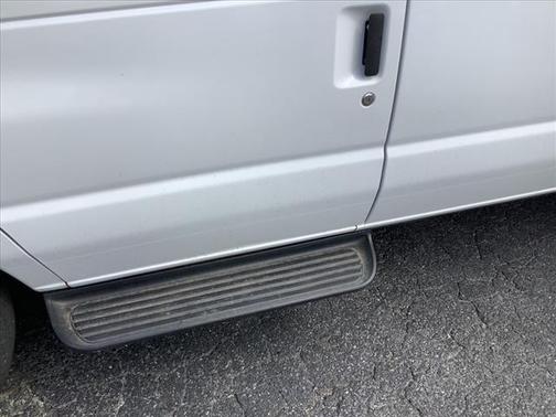 2014 Ford E350 Super Duty XLT