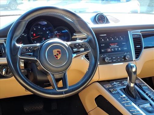 2018 Porsche Macan AWD 4dr SUV