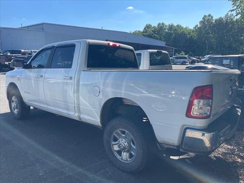 Bright White Clearcoat 2022 RAM 2500 Big Horn Crew Cab 4x4 6'4' Box