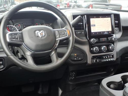 2026 RAM 2500 Tradesman Crew Cab 4x4 6'4' Box