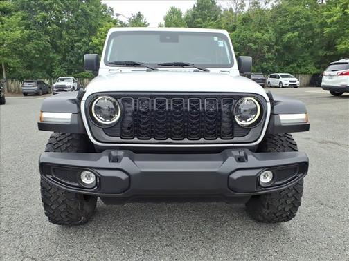 Bright White Clearcoat 2025 Jeep Wrangler Willys