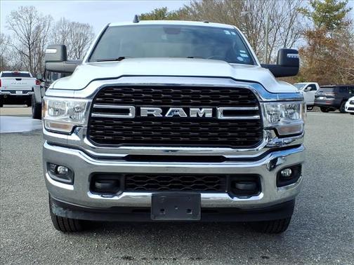 2024 RAM 2500 Big Horn Crew Cab 4x4 8' Box