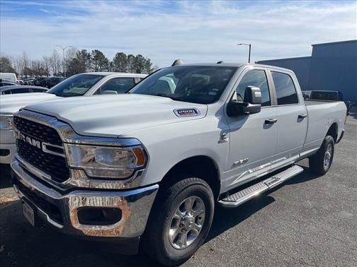 2024 RAM 2500 Big Horn Crew Cab 4x4 8' Box