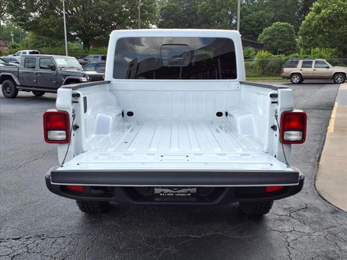2025 Jeep Gladiator High Tide